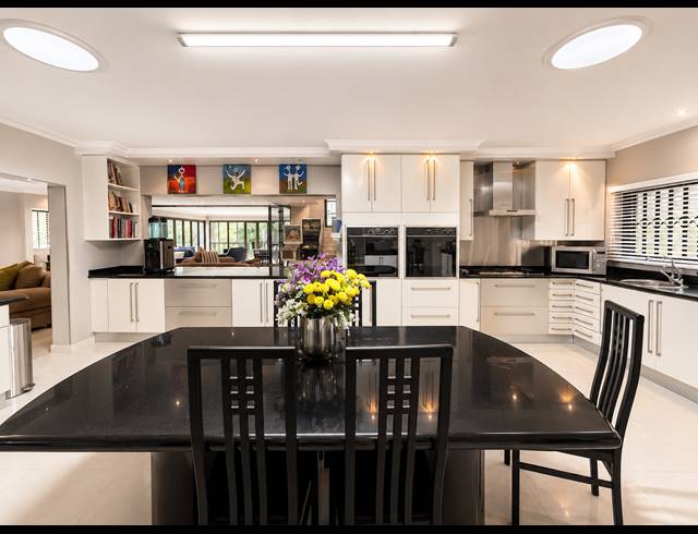 5 BEDROOM HOUSE FOR SALE IN THREE RIVERS EAST